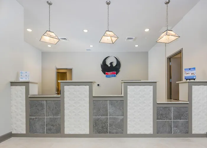 Phoenix Ii 701 Apartment